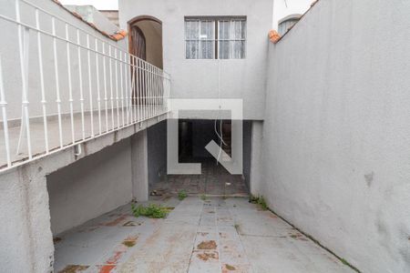 Casa para alugar com 110m², 2 quartos e 2 vagas Casa para alugar com 110m², 2 quartos e 2 vagasGaragem