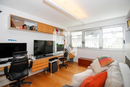 Apartamento à venda com 84m², 2 quartos e 1 vagaEscritório