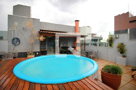 Apartamento à venda com 278m², 5 quartos e 3 vagasCobertura