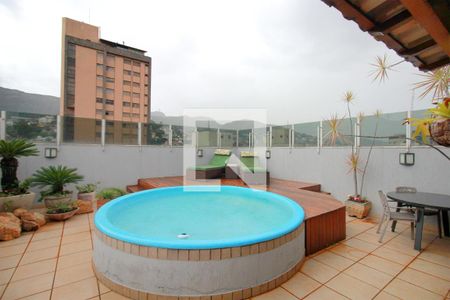 Apartamento à venda com 278m², 5 quartos e 3 vagasCobertura