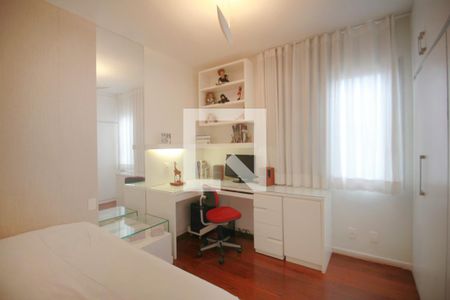 Apartamento à venda com 278m², 5 quartos e 3 vagasQuarto 3
