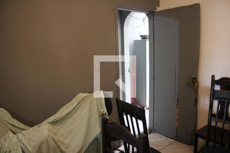 Casa à venda com 150m², 3 quartos e 2 vagasCasa 2- Sala