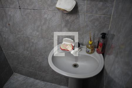 Casa à venda com 150m², 3 quartos e 2 vagasBanheiro