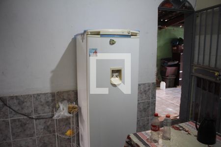 Casa à venda com 150m², 3 quartos e 2 vagasCasa 2- Cozinha