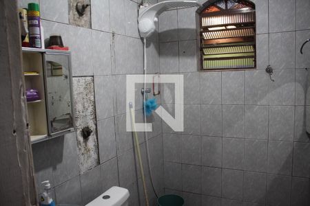 Casa à venda com 150m², 3 quartos e 2 vagasCasa 2- Banheiro 