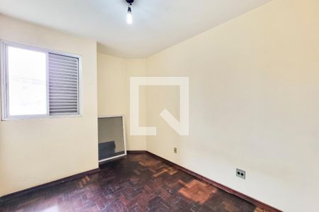 Apartamento para alugar com 199m², 4 quartos e 1 vaga Apartamento para alugar com 199m², 4 quartos e 1 vagaQuarto