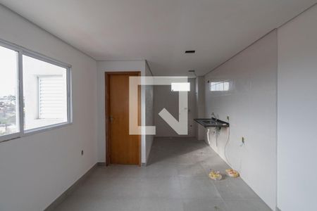 Sala/Cozinha/Área de Serviço de apartamento para alugar com 2 quartos, 45m² em Vila Ré, São Paulo