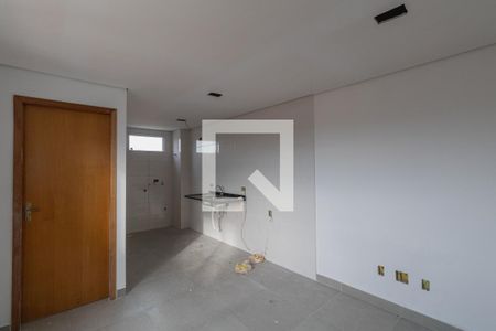 Sala/Cozinha/Área de Serviço de apartamento para alugar com 2 quartos, 45m² em Vila Ré, São Paulo