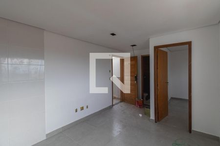 Sala/Cozinha/Área de Serviço de apartamento para alugar com 2 quartos, 45m² em Vila Ré, São Paulo