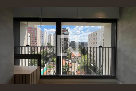 Quarto de kitnet/studio à venda com 1 quarto, 27m² em Cerqueira César, São Paulo