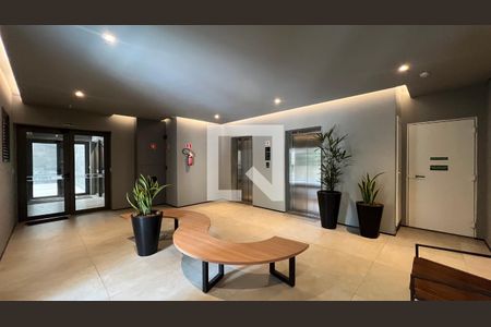 Studio à venda com 27m², 1 quarto e sem vaga Studio à venda com 27m², 1 quarto e sem vagaHall de entrada