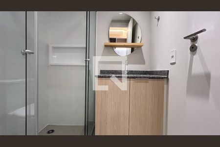 Banheiro de kitnet/studio à venda com 1 quarto, 27m² em Cerqueira César, São Paulo