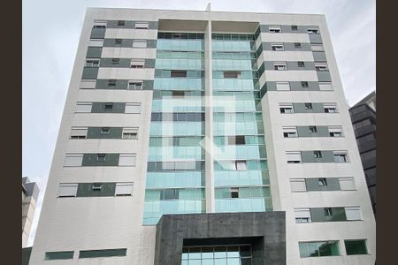 Apartamento à venda com 172m², 4 quartos e 4 vagasFachada