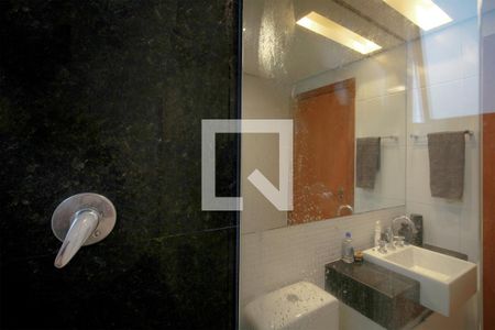 Apartamento à venda com 172m², 4 quartos e 4 vagasBanheiro 3