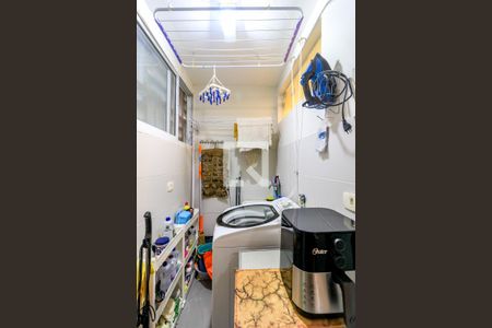 Apartamento à venda com 80m², 2 quartos e 1 vagaÁrea de Serviço