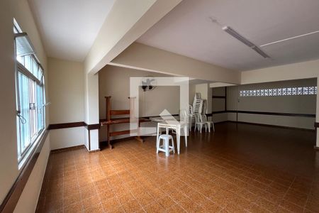 Apartamento para alugar com 70m², 2 quartos e 1 vagaÁrea comum - Salão de festas