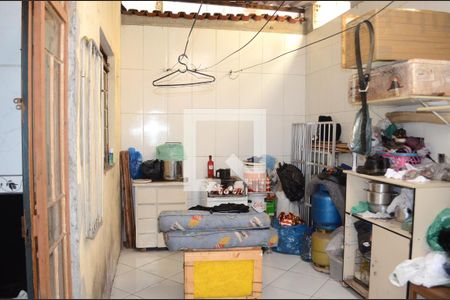 Casa à venda com 60m², 2 quartos e 1 vagaÁrea de Serviço