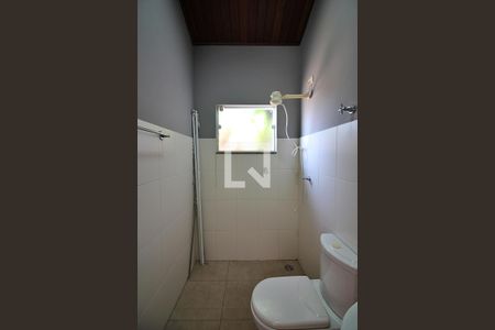 Casa à venda com 260m², 4 quartos e 4 vagasBanheiro de serviço