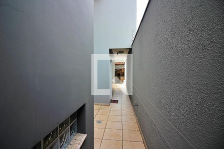 Casa à venda com 260m², 4 quartos e 4 vagasCorredor