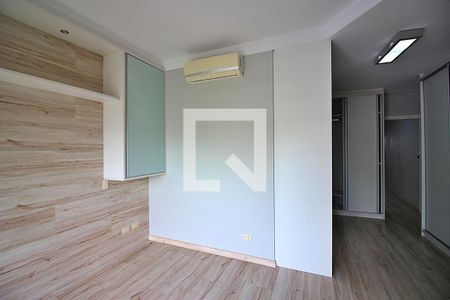Casa à venda com 260m², 4 quartos e 4 vagasSuíte 3