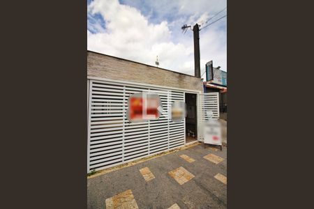 Casa à venda com 260m², 4 quartos e 4 vagasFachada