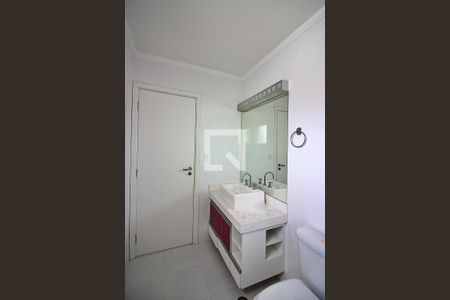 Casa à venda com 260m², 4 quartos e 4 vagasSuíte 2 Banheiro