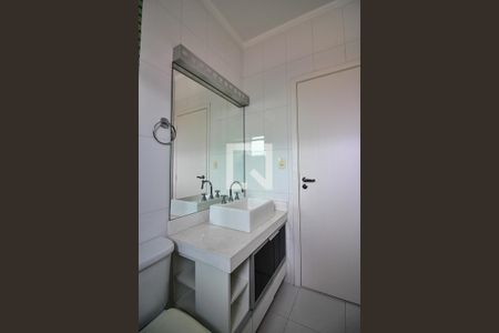 Casa à venda com 260m², 4 quartos e 4 vagasSuíte 1 Banheiro