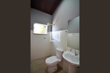 Casa à venda com 260m², 4 quartos e 4 vagasBanheiro de serviço