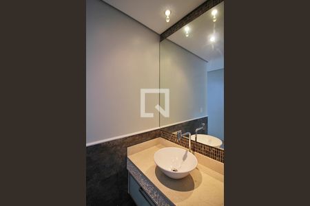 Casa à venda com 260m², 4 quartos e 4 vagasLavabo