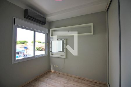 Casa à venda com 260m², 4 quartos e 4 vagasSuíte 2
