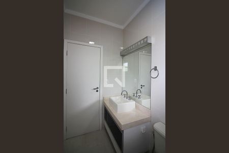 Casa à venda com 260m², 4 quartos e 4 vagasSuíte 3 Banheiro