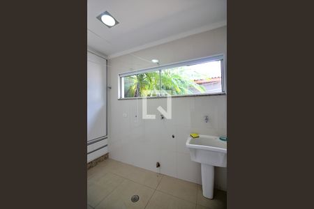 Casa à venda com 260m², 4 quartos e 4 vagasÁrea de Serviço