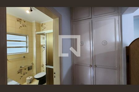 Apartamento para alugar com 76m², 2 quartos e 1 vaga Apartamento para alugar com 76m², 2 quartos e 1 vagaBanheiro Corredor
