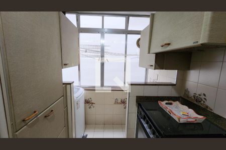 Apartamento para alugar com 76m², 2 quartos e 1 vaga Apartamento para alugar com 76m², 2 quartos e 1 vagaCozinha e Área de Serviço