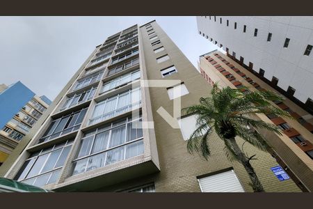 Apartamento para alugar com 76m², 2 quartos e 1 vaga Apartamento para alugar com 76m², 2 quartos e 1 vagaFachada