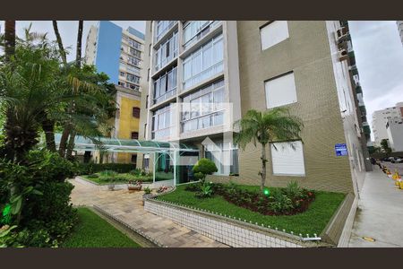 Apartamento para alugar com 76m², 2 quartos e 1 vaga Apartamento para alugar com 76m², 2 quartos e 1 vagaFachada