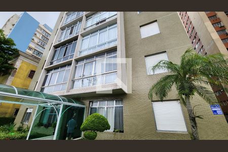 Apartamento para alugar com 76m², 2 quartos e 1 vaga Apartamento para alugar com 76m², 2 quartos e 1 vagaFachada