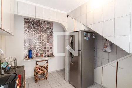 Casa de condomínio à venda com 180m², 4 quartos e 2 vagasCozinha