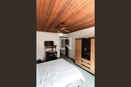 Casa de condomínio à venda com 180m², 4 quartos e 2 vagasQuarto 1