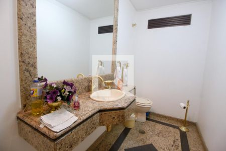 Apartamento à venda com 365m², 4 quartos e 4 vagasLavabo 1