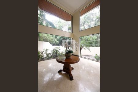 Apartamento à venda com 365m², 4 quartos e 4 vagasHall social