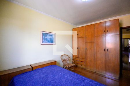 Casa à venda com 172m², 3 quartos e 2 vagasQuarto 3