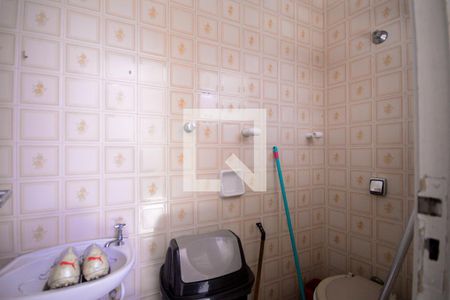 Casa à venda com 172m², 3 quartos e 2 vagasÁrea de Serviço - Banheiro 