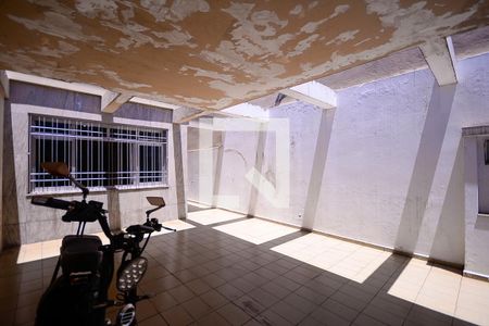 Casa à venda com 172m², 3 quartos e 2 vagasGaragem 