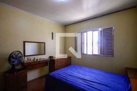 Casa à venda com 172m², 3 quartos e 2 vagasQuarto 3