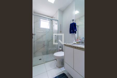 Apartamento à venda com 74m², 2 quartos e 2 vagasBanheiro 2