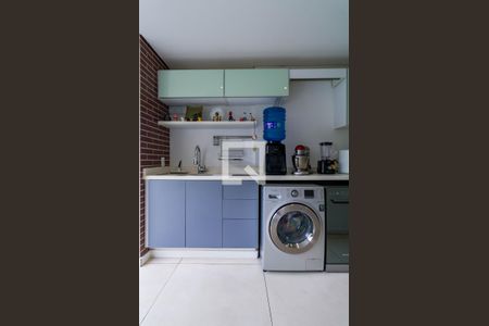 Apartamento à venda com 74m², 2 quartos e 2 vagasÁrea de Serviço