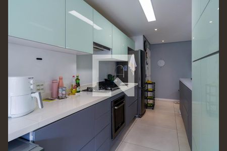 Apartamento à venda com 74m², 2 quartos e 2 vagasCozinha