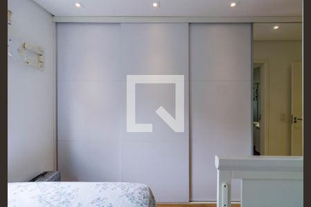 Apartamento à venda com 74m², 2 quartos e 2 vagasQuarto 2