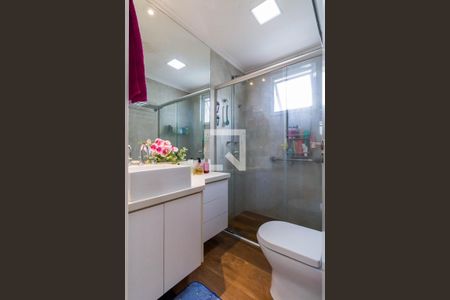 Apartamento à venda com 74m², 2 quartos e 2 vagasBanheiro